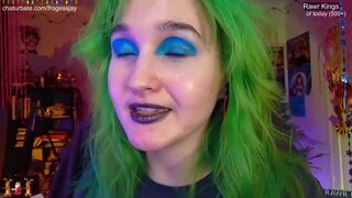 frogessjay Video  499 Seconds