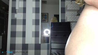 sweat_mia Video  325 Seconds