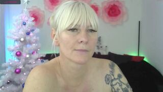 womancatt Video  146 Seconds