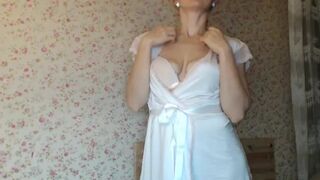 mallinia Video  749 Seconds