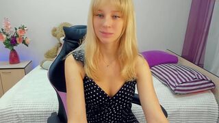 baby_girl_eva_ Video  541 Seconds