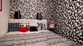 elizabeth_e Video  264 Seconds