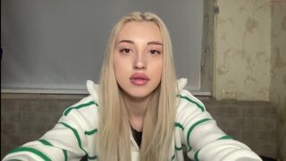 lily_hun Video  939 Seconds