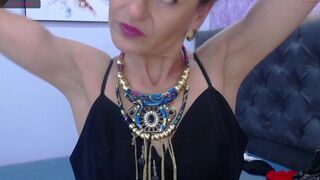 magenta_mature Video  938 Seconds