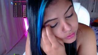 vicky_purple Video  1788 Seconds