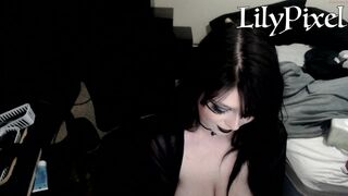 lilypixel Video  563 Seconds