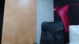 julianasotello Video  737 Seconds