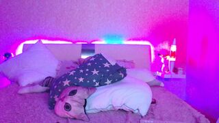 little_misaki Video  321 Seconds