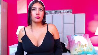 mia_thompsons Video  636 Seconds