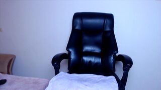 _lonely Video  498 Seconds