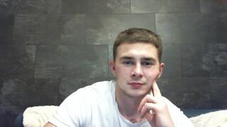 lucas_knight_ Video  886 Seconds