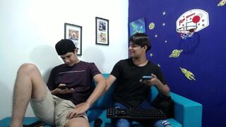 boys_bi Video  1325 Seconds