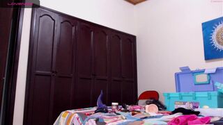 sexwwoman Video  653 Seconds