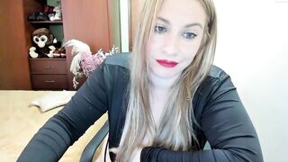 crazygirlsweet - [Chaturbate] Caught On Webcam finger Nymph