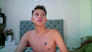 honey_blue Video  136 Seconds