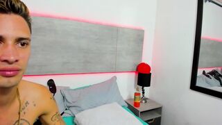 dannis_show25 - [Chaturbate] Suck Dick Stunning real