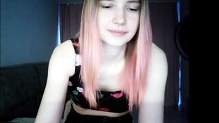 eye_poppy_ - [Chaturbate] Dick girl alone erotic