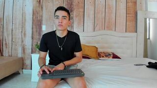 noaah_flynn Video  409 Seconds