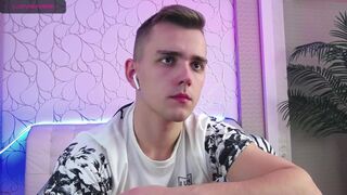 larstar Video  465 Seconds