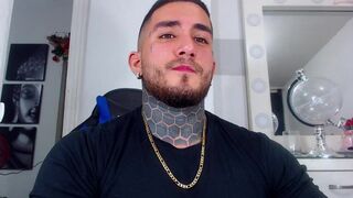 twonaugthy77 Video  240 Seconds