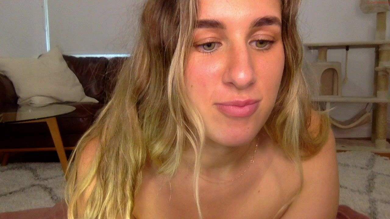 pink_velvet_dreams Video  186 Seconds