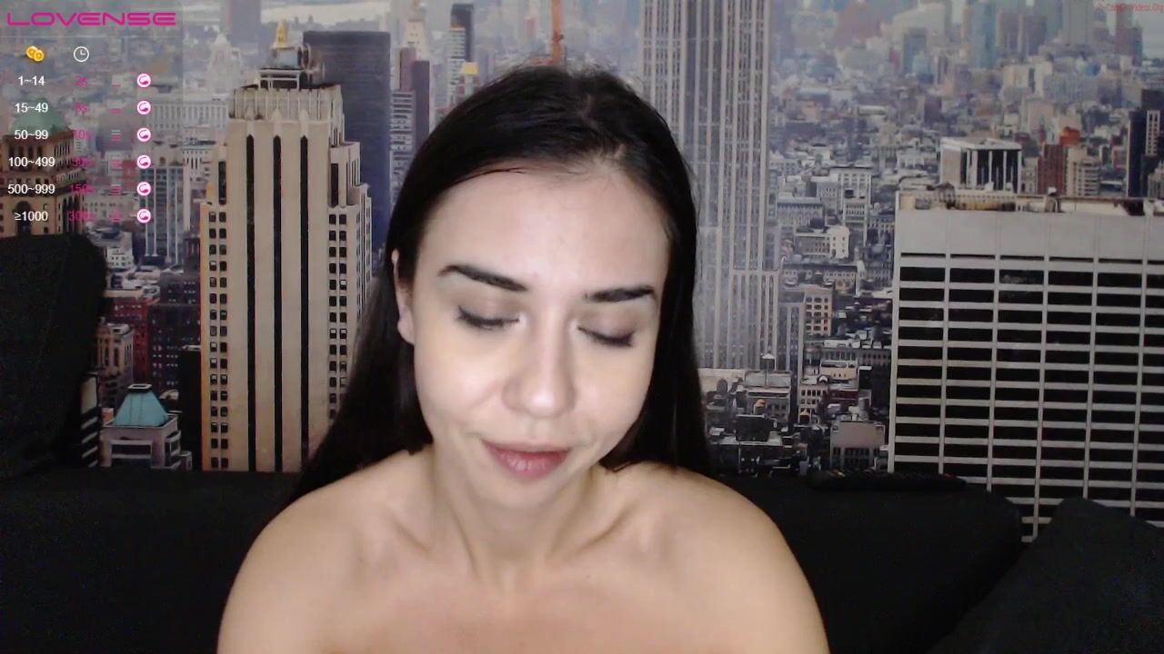 lovelydariss6 Video 243 Seconds