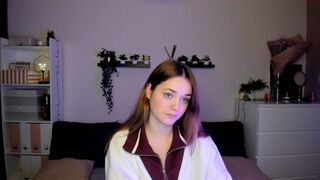 caitlin_bell Video  150 Seconds