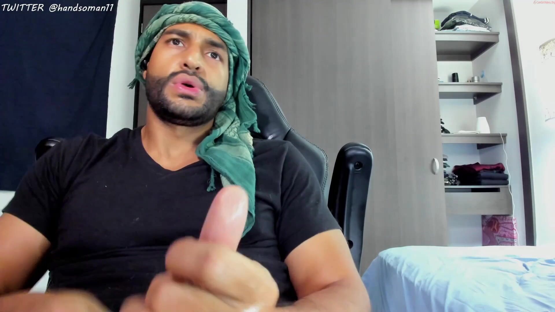 handsoman1 Video 335 Seconds