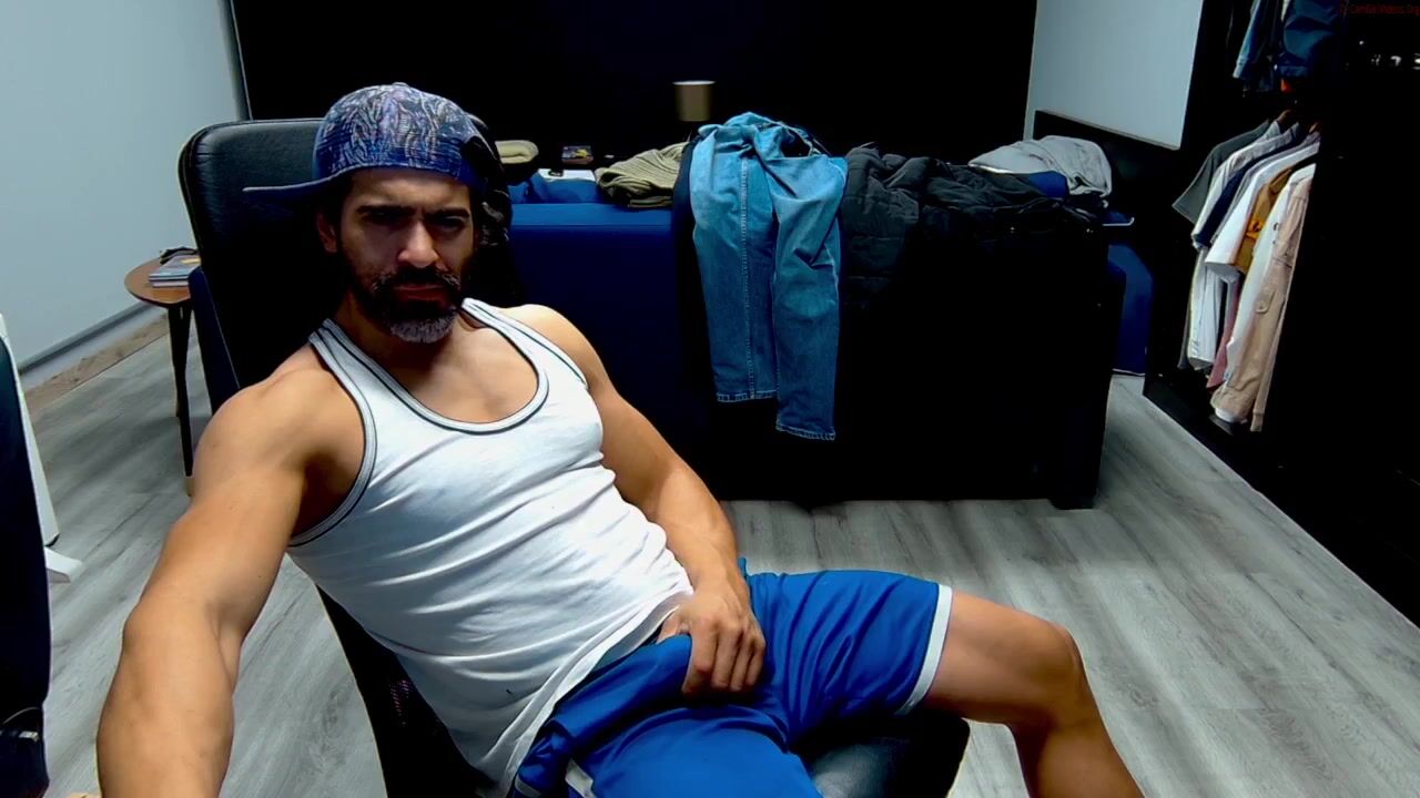 latino23bom Video 1095 Seconds