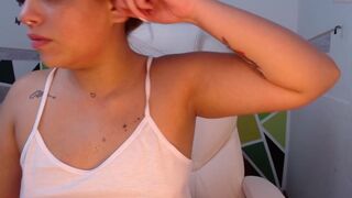 mackenzie_fox_mw Video  437 Seconds