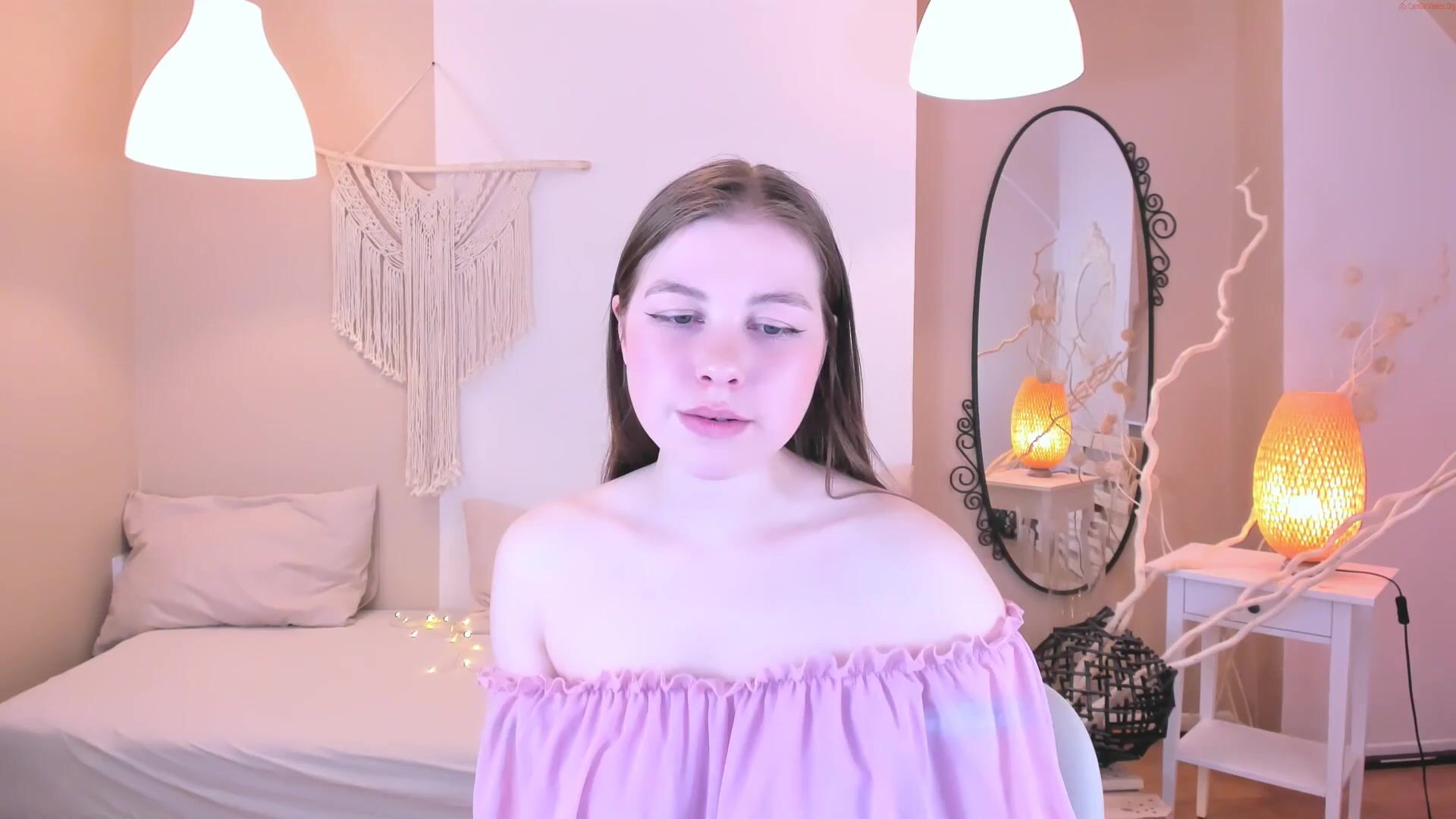 emilia_clarcus Video 174 Seconds
