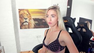 alexa_grey__ Video  450 Seconds