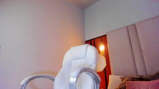 vikypetitee Video  166 Seconds