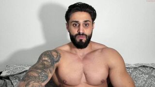 omar_xoxo Video  528 Seconds