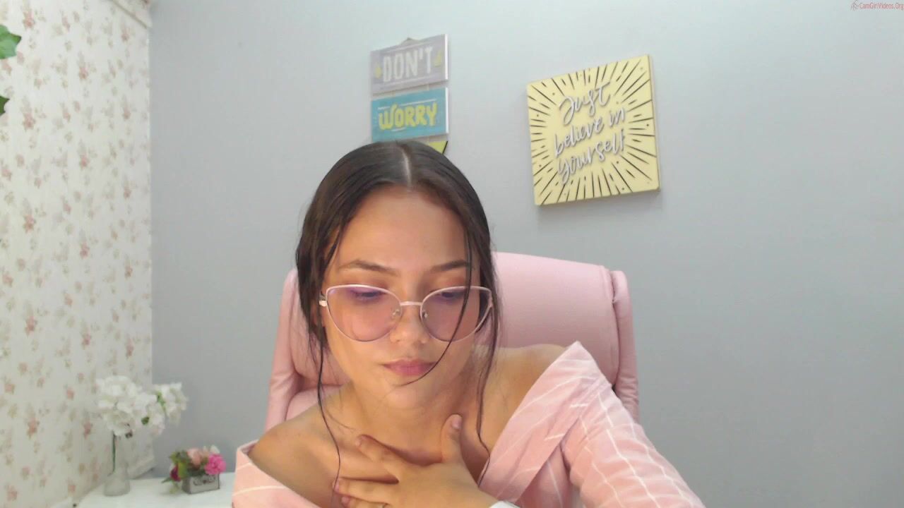 nicky_18_ Video  301 Seconds