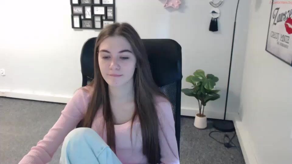 andrea__sweetygirl Video 393 Seconds