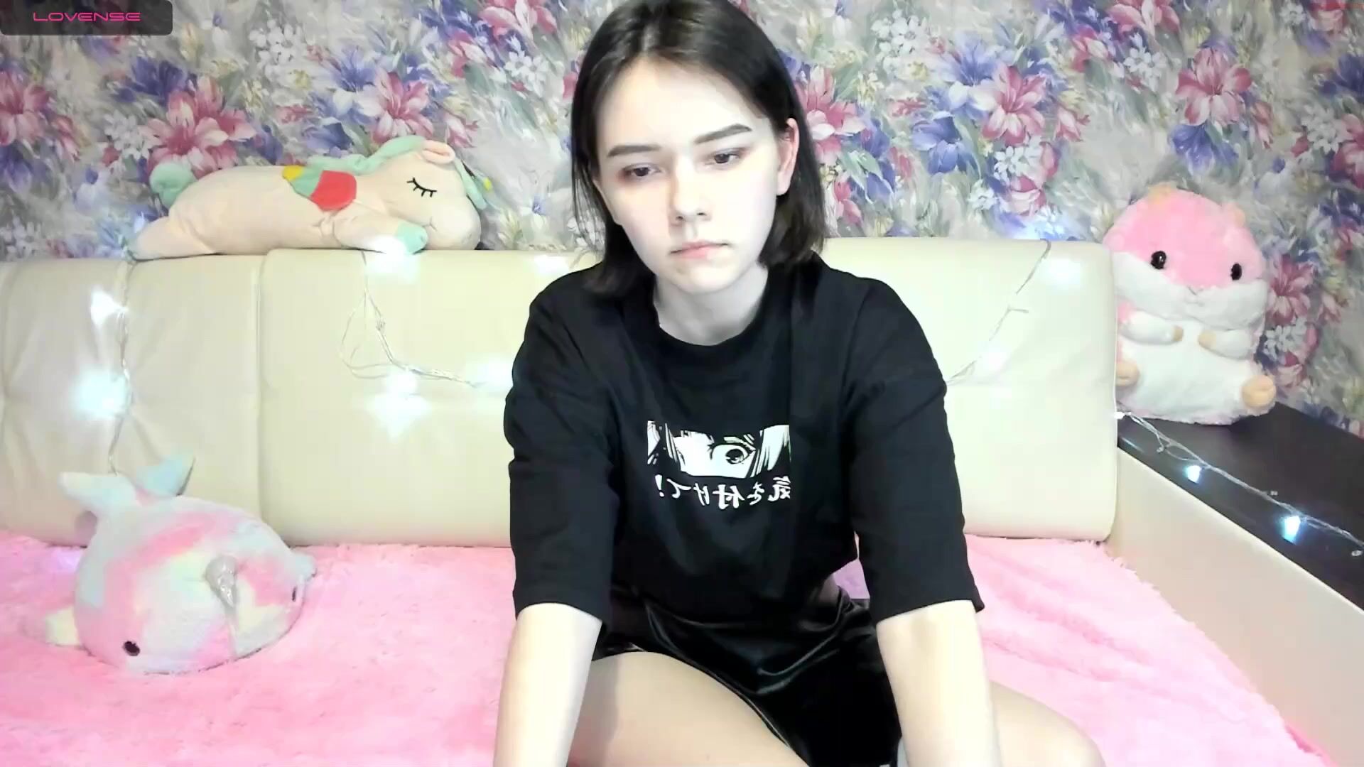lily_larimar Video 194 Seconds