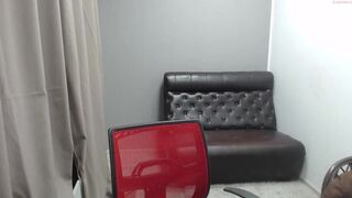 _amy_deluxe Video  1027 Seconds