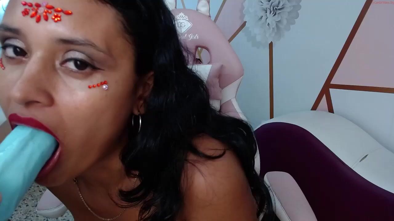 hanna_latina_18 Video 515 Seconds