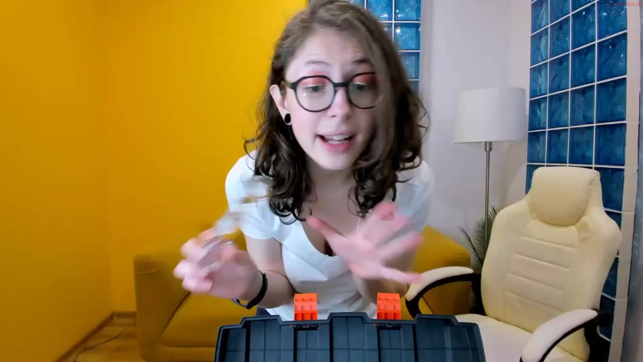 ruth_lessly Video  719 Seconds