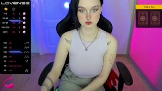 lovely_kisses Video  330 Seconds