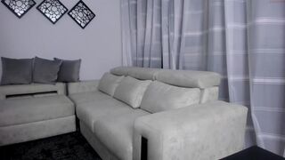 yikaalves Video  640 Seconds